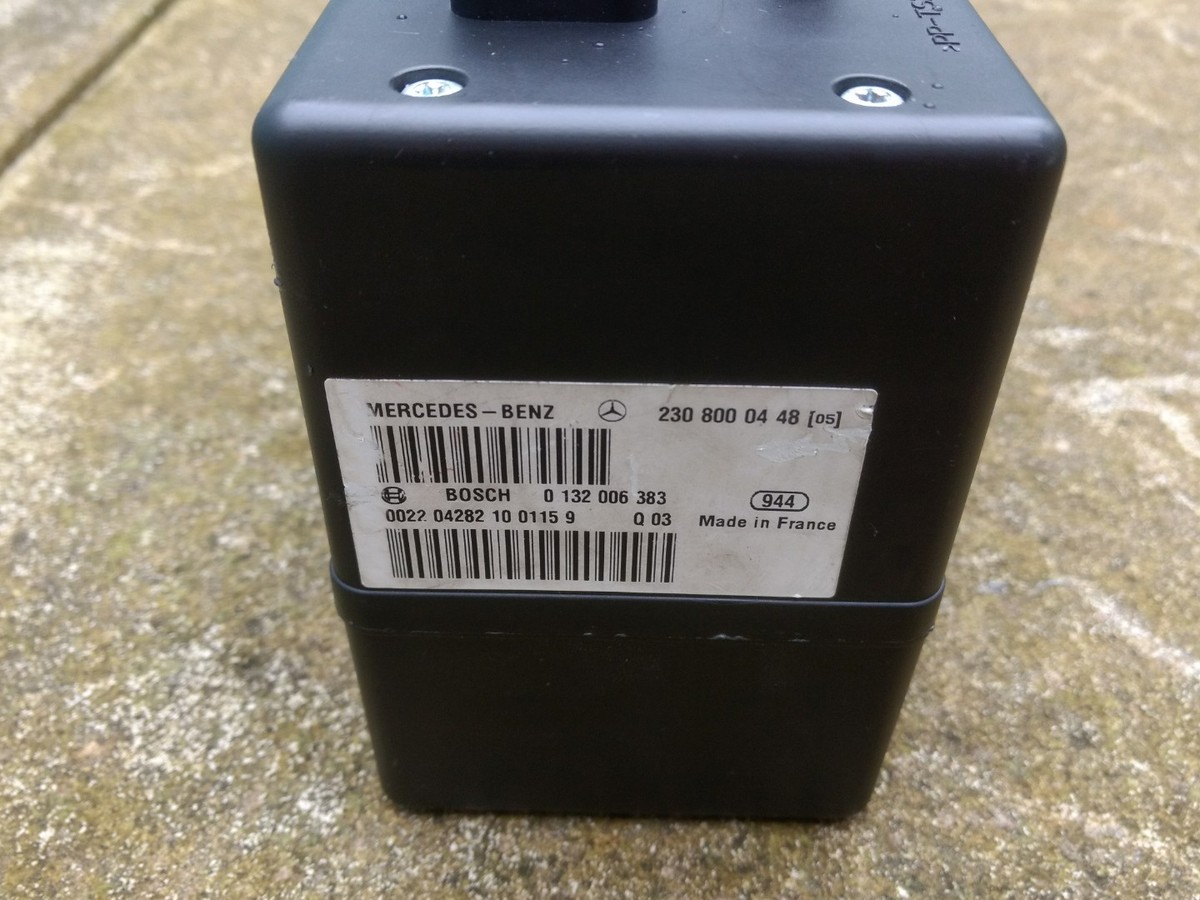 MERCEDES SL class R230 CENTRAL LOCKING PUMP A2308000448 2308000448 
