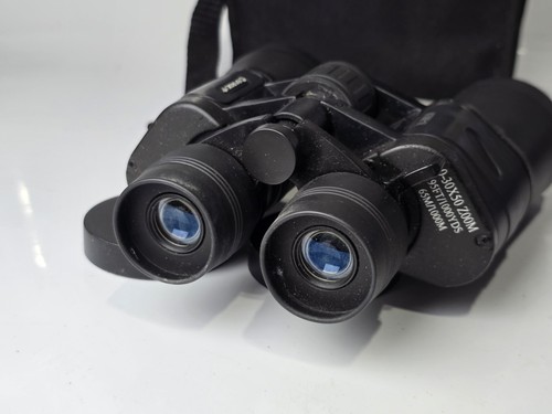 Binocolo zoom gladiatore Barska 10-30x50 - Foto 8 di 8