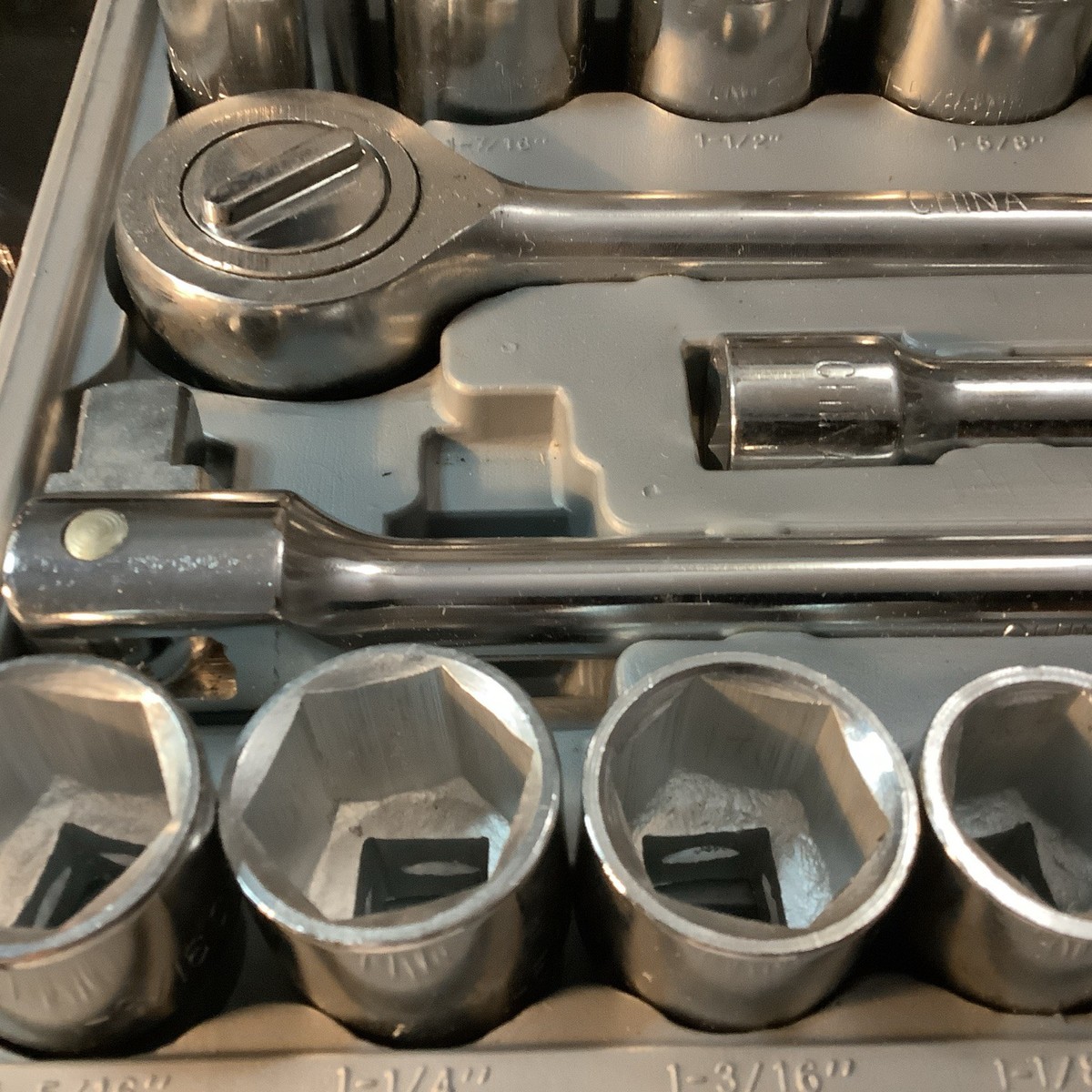 PITTSBURGH 3/4 in. Drive 7/8-2” Jumbo Socket Set, 20 Piece - Made