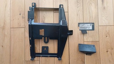 BMW E31 8 SERIES Original CD Changer Brackets 840ci 850i 850csi NLA 65128354467