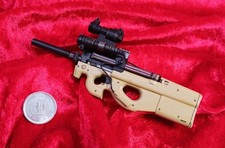 1/6 scale FN P-90 beige color hot toys #50f52f