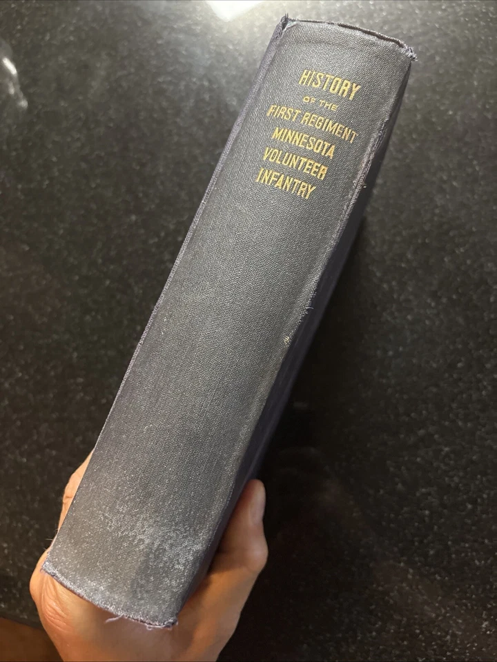 Livro História do Primeiro Regimento de Infantaria Voluntária 1916 1861-1864  - Imagem 2 de 4