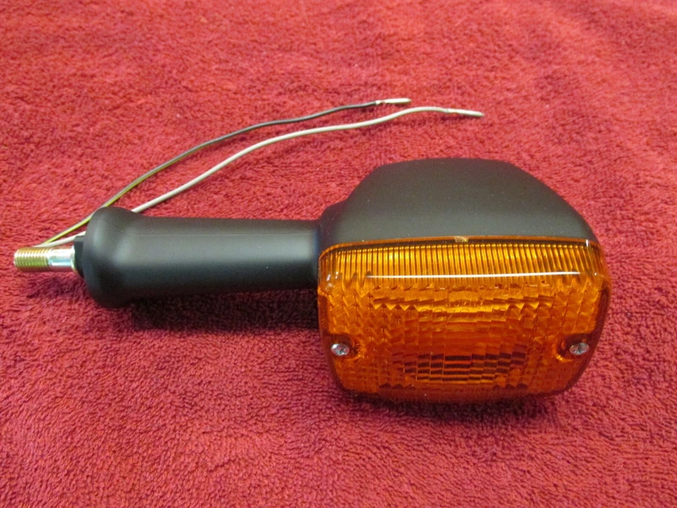 KAWASAKI 81-83 GPZ 550 23037-1113 REAR BLINKER NEW NOS Foto 3 de 4