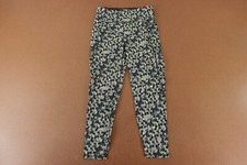 Sweaty Betty Women's 8-10 Gray Green Pocketed Hi Rise Zero Gravity 7/8 Leggings