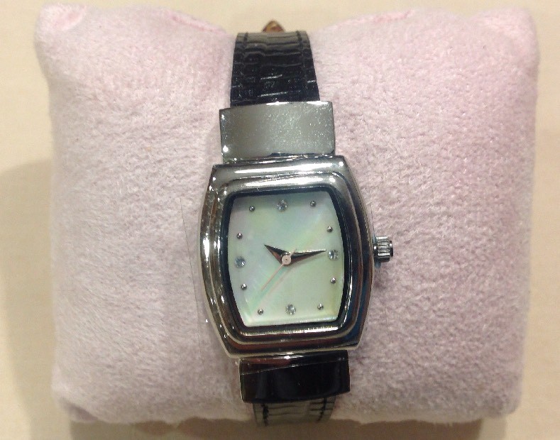 New Mary Kay Watch With Protective Covering Plus Battery  display picture 1