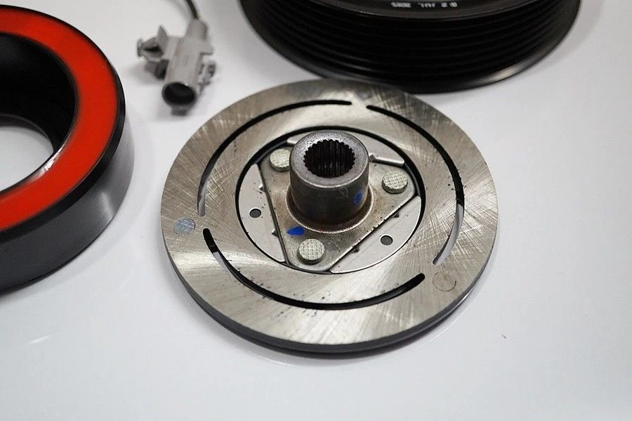 Air conditioning A/C Compressor Clutch for TOYOTA HILUX 2005-2014 Diesel Engine - Image 2 of 4