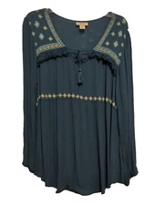 STYLE & CO.  Rich Teal Embroidered Crinkle Top - Soft Flowing Style - Ladies L