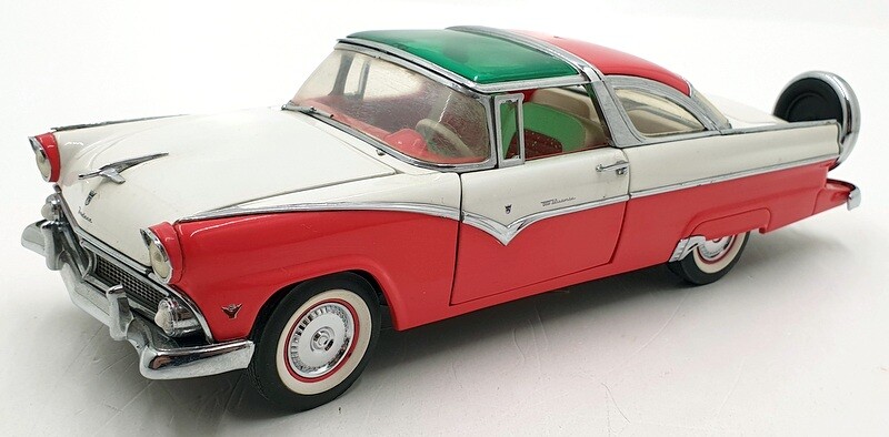 Franklin Mint 1/24 Scale B11TQ13 - 1955 Ford Fairlane Crown