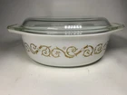 VTG Pyrex EMPIRE SCROLL 1  1/2 Qt Oval Casserole With Clear Pyrex Lid