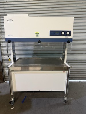 Biological Safety Cabinet Ancare ACS-DS4 Animal Workstation   4 
