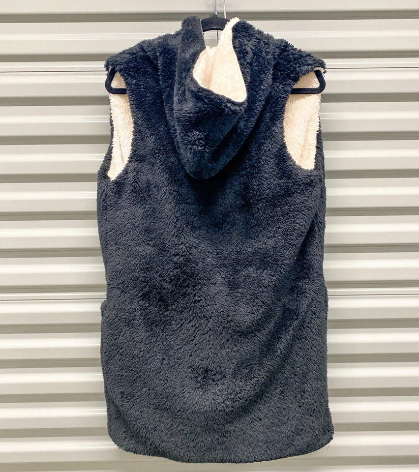 Chaleco Active USA Para Mujer Pequeño Gris Sherpa Polar Con Capucha Reversible Acogedor Bolsillos Foto 4 de 4