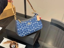 New Coach CAF82 Teri Shoulder Bag Signature Denim outlet from Japan