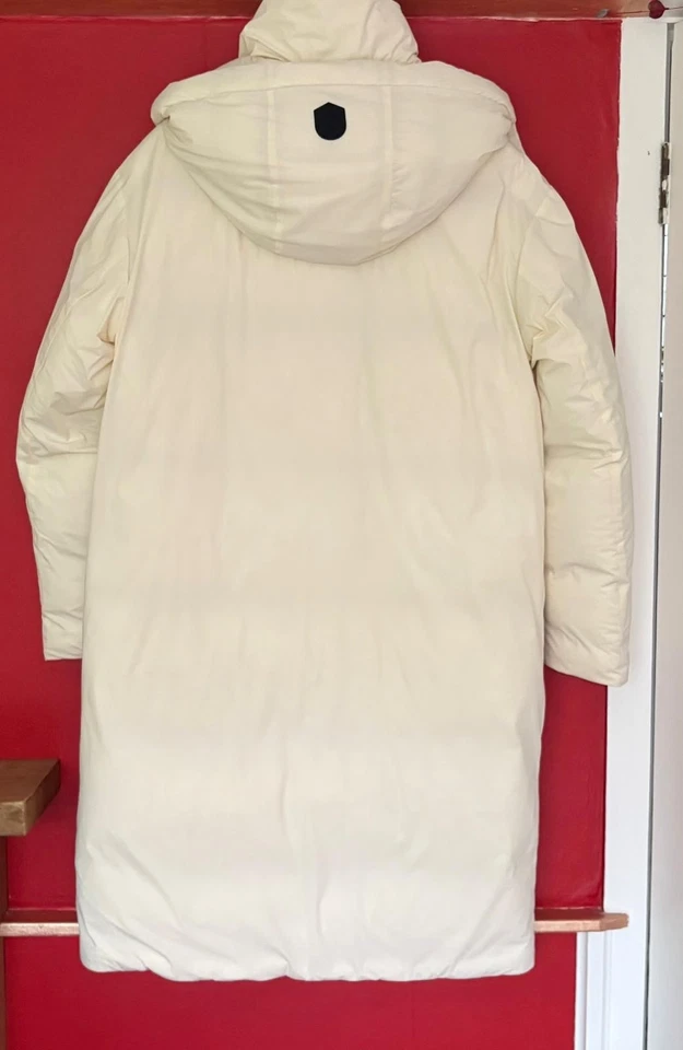 MACKAGE Overcoat Down Jacket Cream Womens M Size 40 new with tags - RRP £1,000 - Image 2 of 4