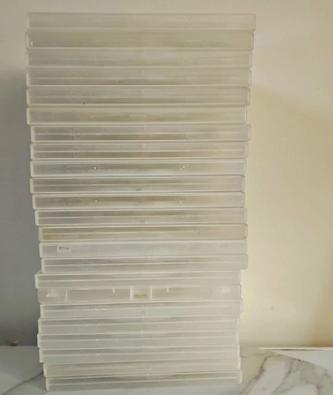100 Empty DVD Cases (Scratches Labels Etc) Please Check Photos. - Image 3 of 3