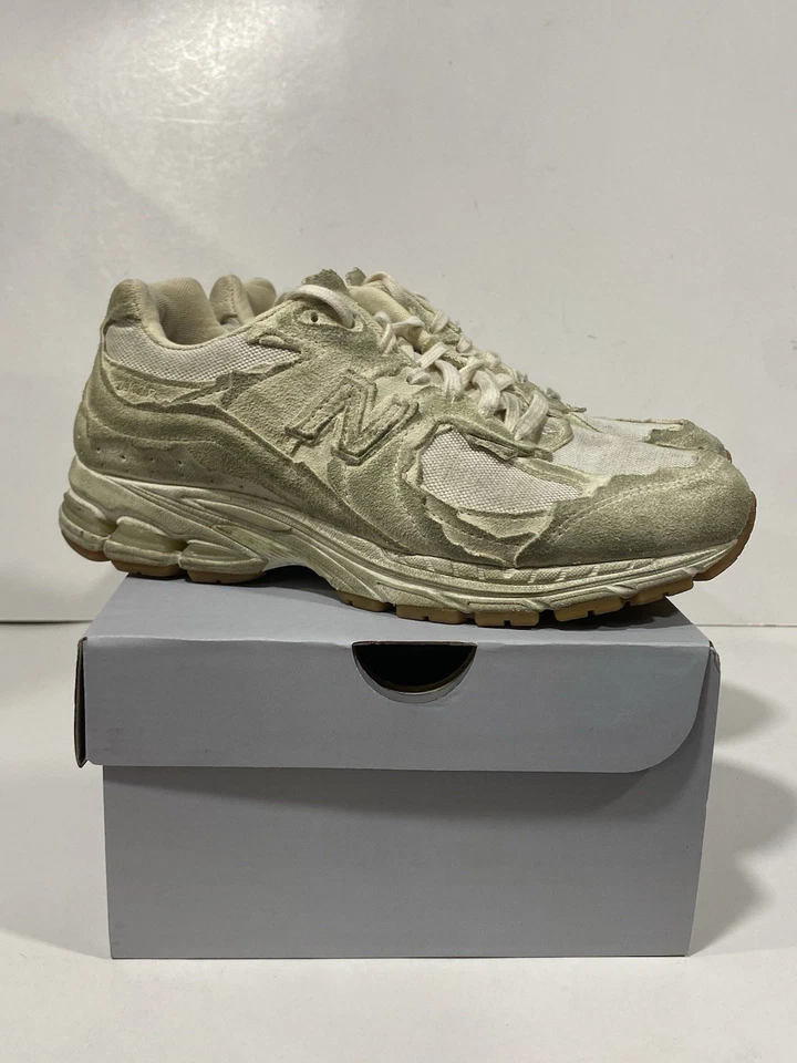 New Balance 2002R Paquete de Protección Goma Blanca Envejecida Talla 6.5 M2002RDG Foto 2 de 4