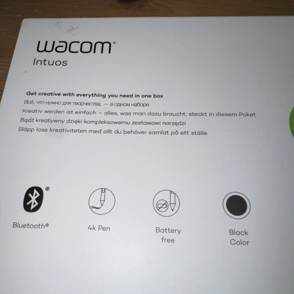 Wacom Intuos Comfort PB S Black Bluetooth Graphics Tablet with Pen - Image 4 of 4