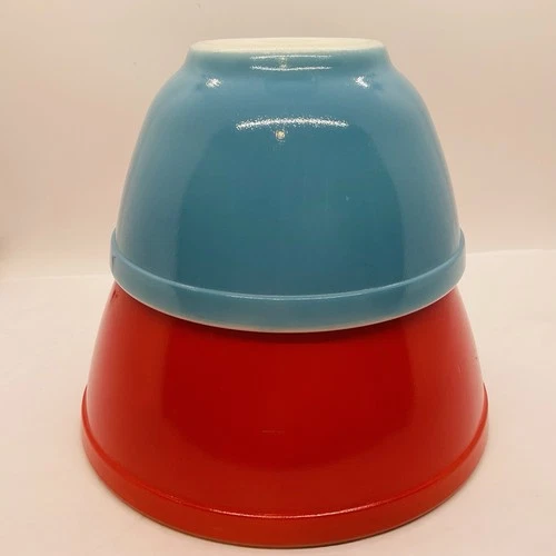 2 Vintage Pyrex Mixing Bowl Set Sizes 401 & 402 Primary Colors, Blue And Red
