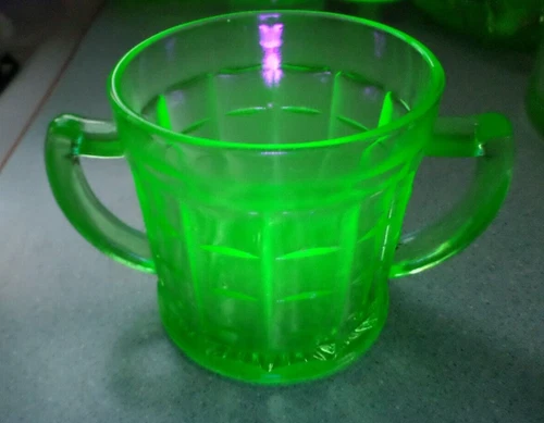 Vintage Hazel Atlas Green Colonial Block Uranium Vaseline Glass Open SUGAR BOWL