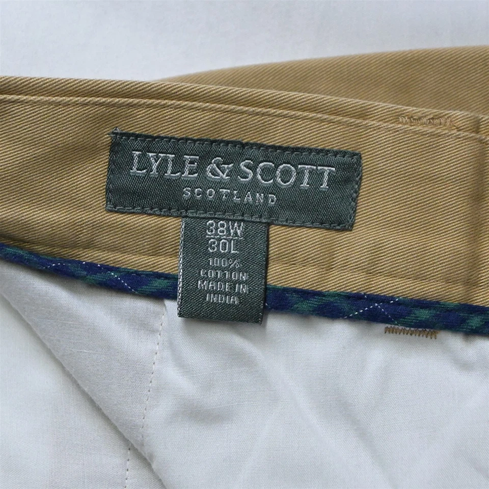Pantalones chinos Lyle & Scott 38 x 30 caqui frente plano Foto 3 de 4