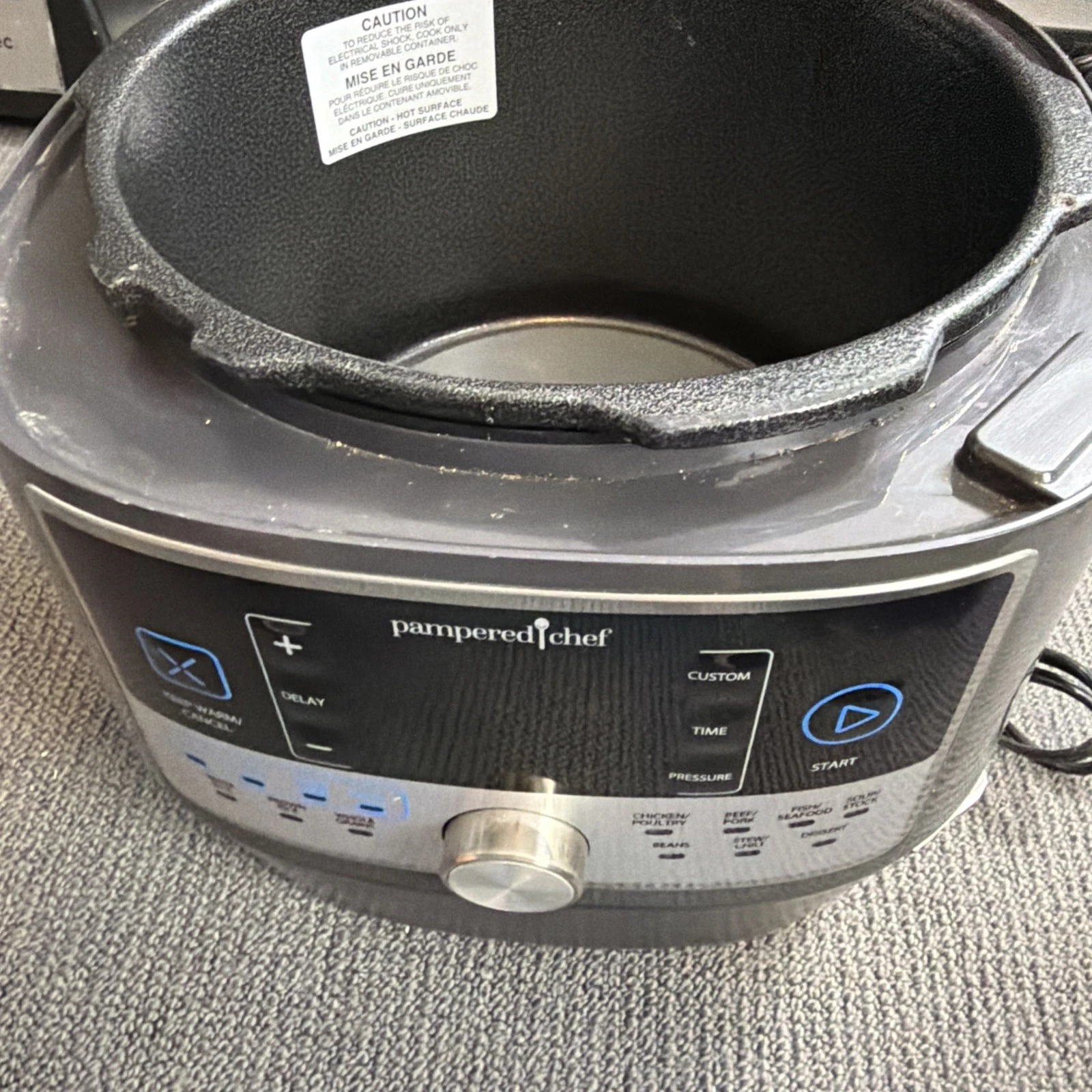 Pampered Chef Electric Quick Cooker Pressure Cooker BASE ONLY