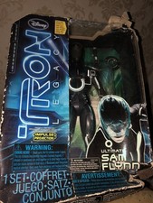 DISNEY TRON LEGACY ULTIMATE SAM FLYNN 12 inch ACTION FIGURE BRAND NEW BOX DAMAGE