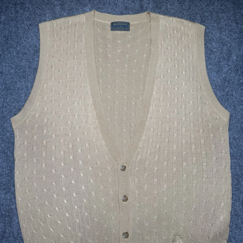Descente Golf Collection Men M Silk Butter Tan Cable Knit Vest 5 Button Front - Image 3 of 4
