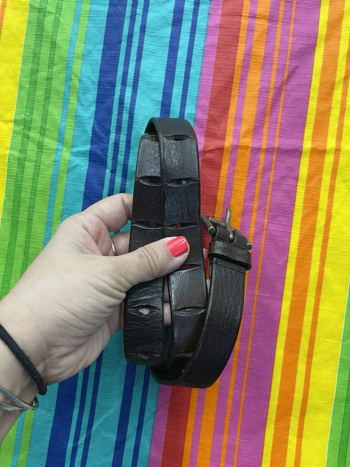 Cinturón Vintage Dolce Gabbana Cuero Marrón Diseño Mínimo Delgado Talla 36 90cm H47 Foto 2 de 4
