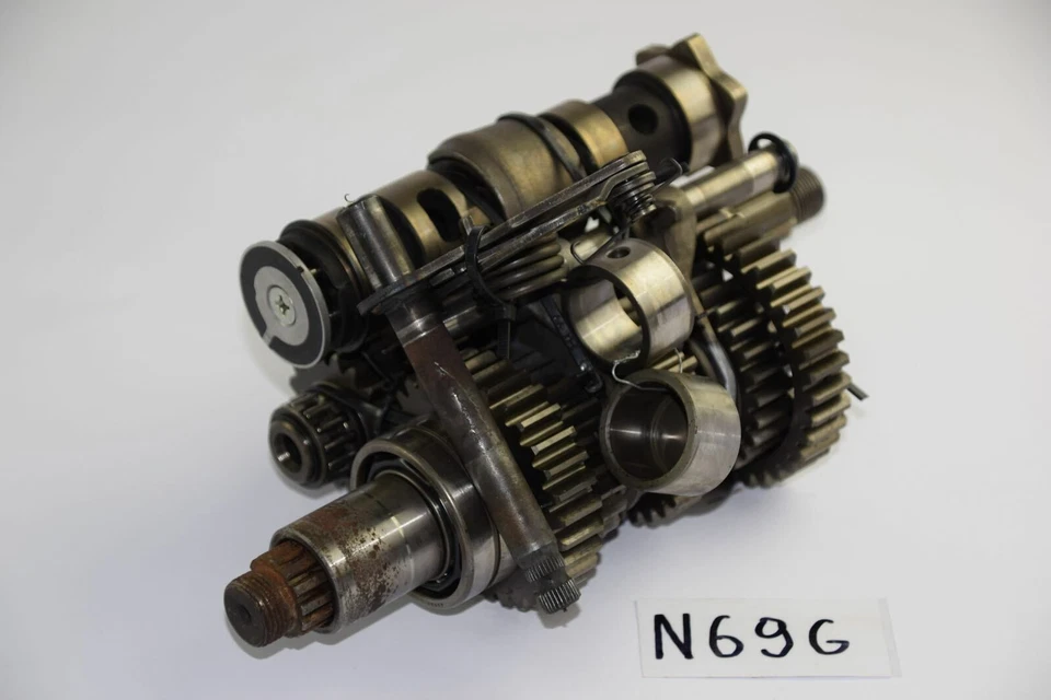 Kawasaki GPZ 750 KZ 750 E - Transmisión completa N69G Foto 2 de 2