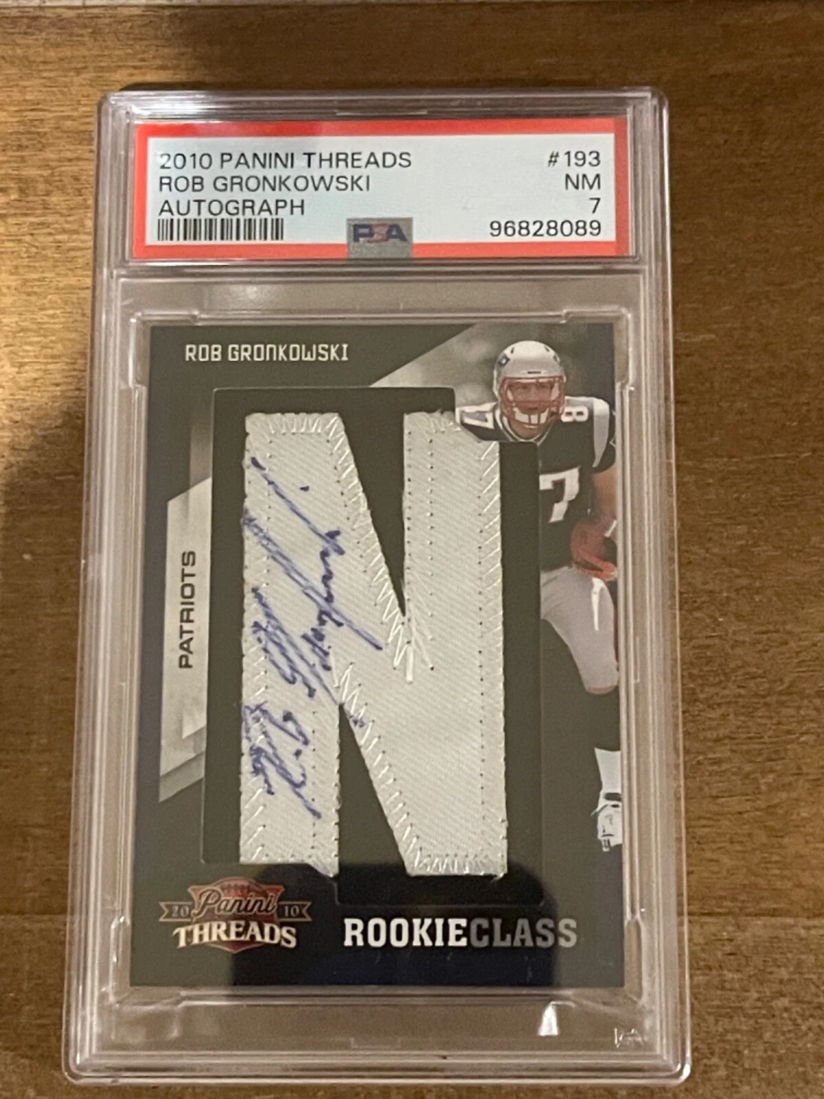 Rob Gronkowski Panini Threads #193 Autograph