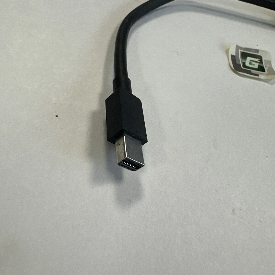 Microsoft Surface- Mini DisplayPort to HDMI 2.0 1819Adapter Supports 4K Used - Image 2 of 4