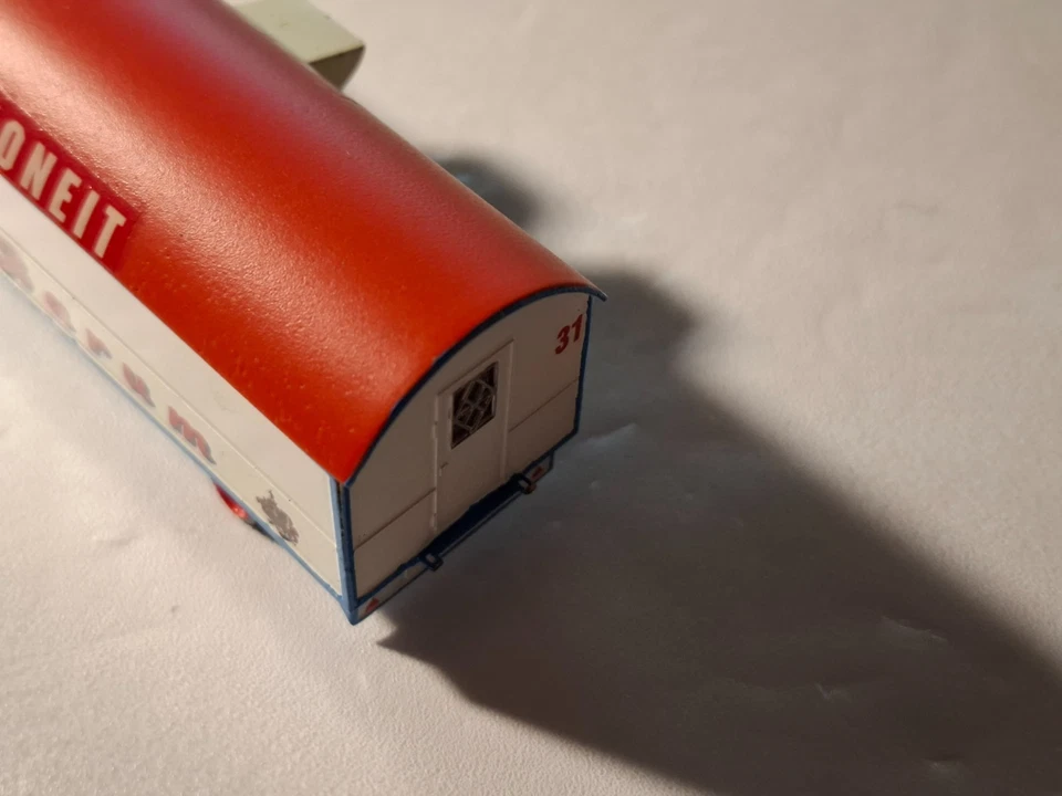 Andre Delvo Circus-Modellbau  - Circus Barum - Gerd Siemoneit  - Wohnwagen lang - Bild 4 von 4