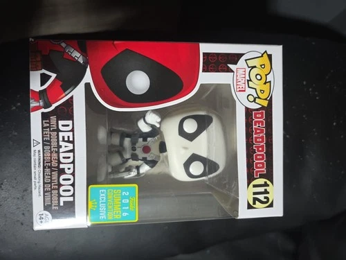 Funko Pop! Vinyl: Marvel - Deadpool (Thumbs Up) (Black and White) - San Diego...