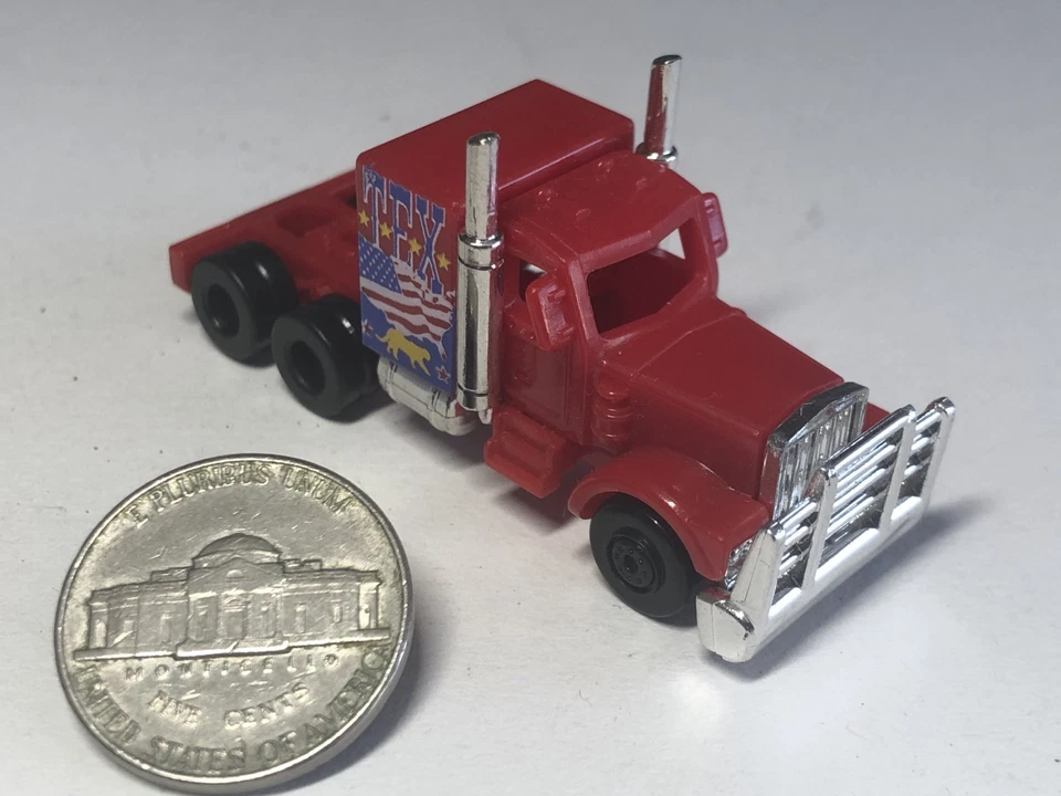 2.2 INCH 1999 Peterbilt Truck Kinder 1/150 Z Scale Plastic MINT Loose - Image 4 of 4