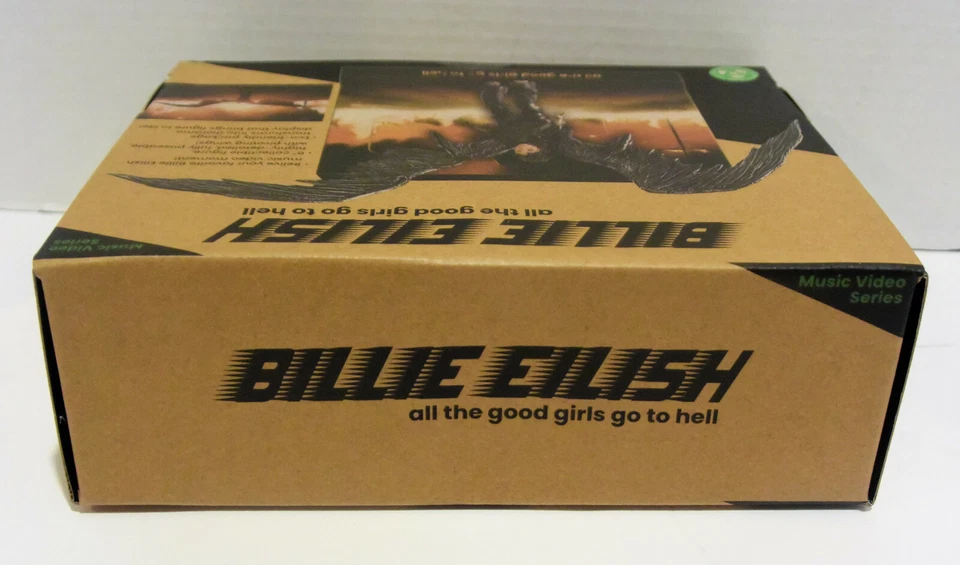 Figura Billie Eilish 6" All the Good Girls Go to Hell - NUEVA Figura de Acción Muñeca Foto 3 de 4