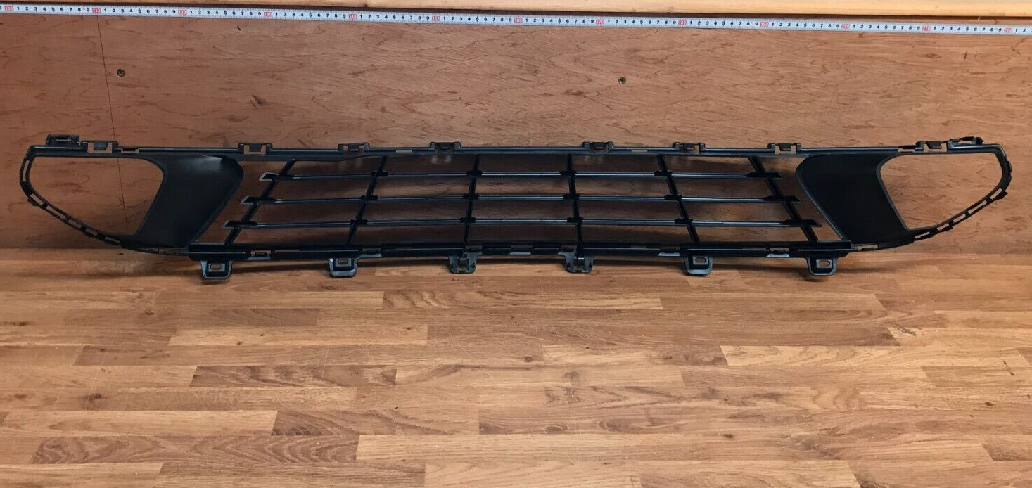 OEM Genuine BMW 3 Series G20 Center Grille Air Inlet Middle  