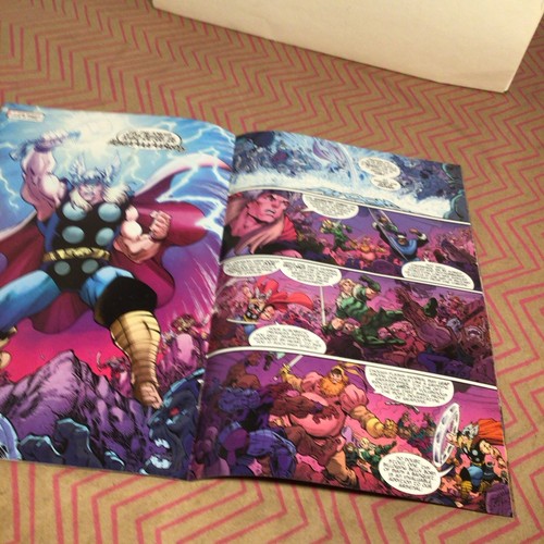 Vintage Comic Thor - Picture 9 of 13