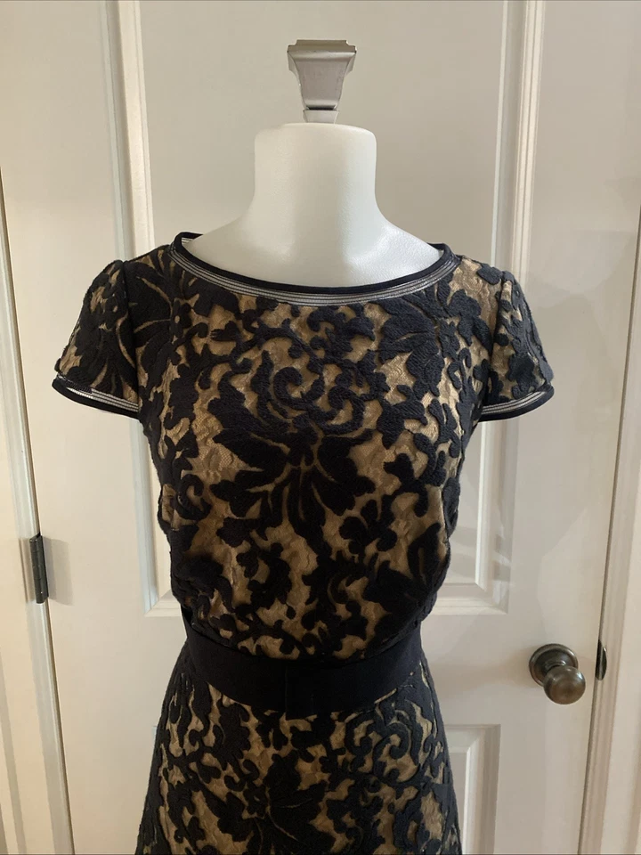 Vestido de cóctel Tadashi Shoji negro de encaje hasta la rodilla para mujer talla 6 forro nude Foto 3 de 4