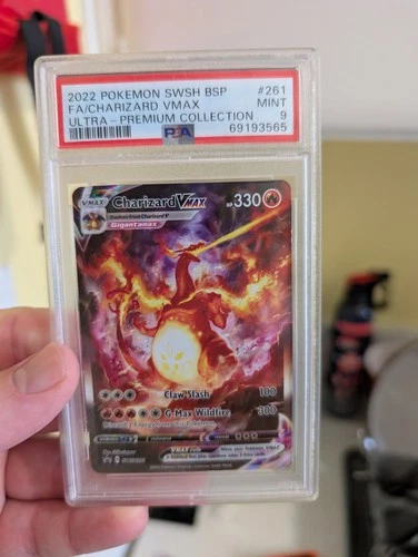 SWSH: Sword & Shield Promo Charizard VMAX SWSH261 Full Art Holo PSA 9 2022