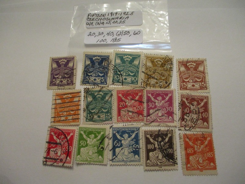 Fifteen Czechoslovakia Stamps - (2)5, (2)10,15,20,25,20,30,40,(2)50,60,100,185