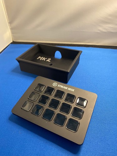 Elgato Stream Deck Mk2 Tripod Mount - cover options available - Picture 2 of 6