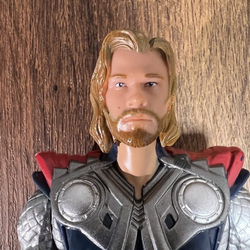 "Figura de acción Avengers - Thor: Concept Series - 2011 - Hasbro - 8"" - Marvel" - Imagen 4 de 17