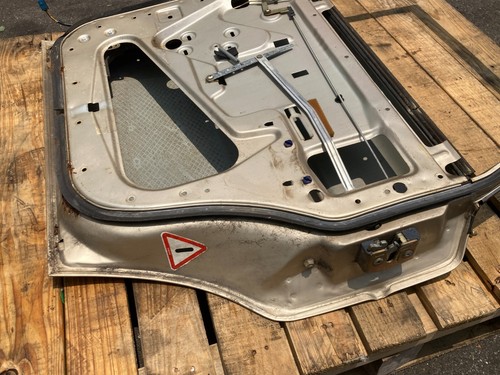 1977 - 86 Volvo 240 244 245 Rear Passenger Side Door RH Gold OEM - Picture 7 of 15