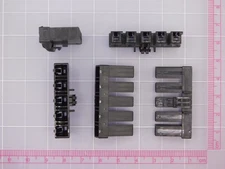 Lot of 384 HIROSE ELECTRIC DF22R-5S-7.92C (28) CONN RCPT HSG 5POS 7.92MM X118228