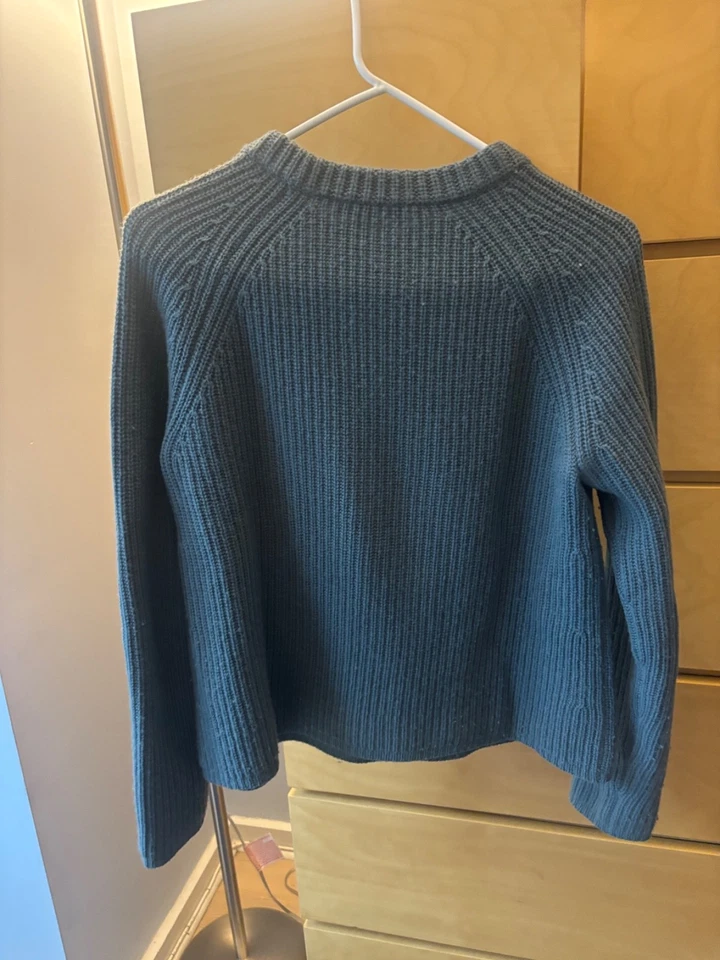 Suéter Jenni Kayne Mujer Cachemira Pescador Talla Pequeña Azul Marino Pullover $425 Foto 2 de 4