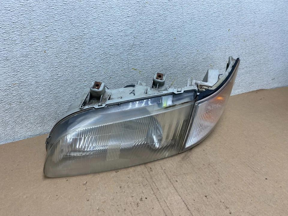 Левая галогенная фара левая для Honda Odyssey 1995 - 1998 годов выпуска Q4264 DG - Изображение 3 из 4