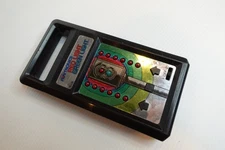 Mattel Red LIGHT GREEN Vintage Electronic Handheld Tabletop Arcade video game R5