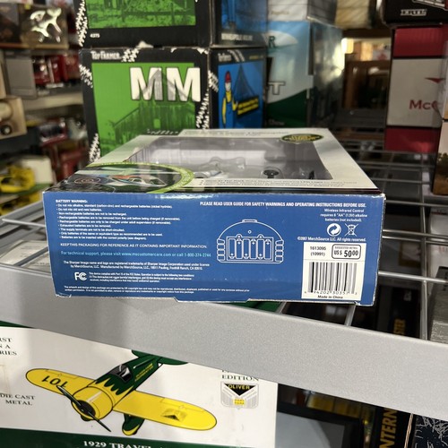 New Sharper Image Glow-In-The-Dark Rechargeable Wireless Indoor Helicopter - Picture 9 of 10