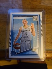 2025 Panini Donruss WNBA Rated Rookie #86 Paige Bueckers RC PF