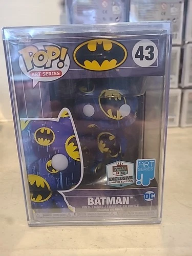 Funko Pop! Protector: DC Universe - Batman - Funko Store (Exclusive) #43
