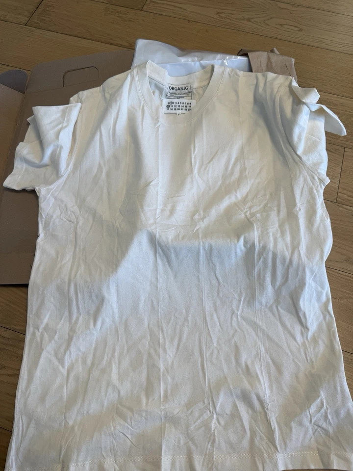 New Maison Margiela Mens 3 pack organic jersey tee shirts size M - Image 2 of 4